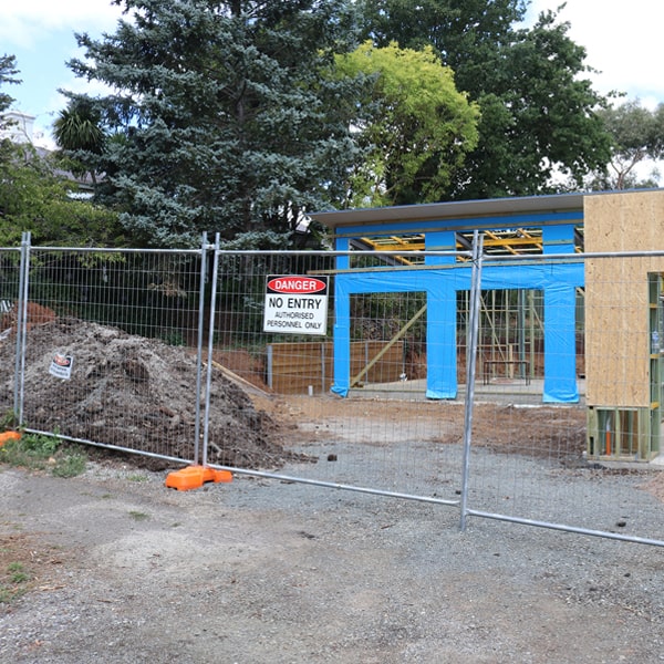 do you deliver and install temporary fencing and what's the cost for this in Nephi Utah